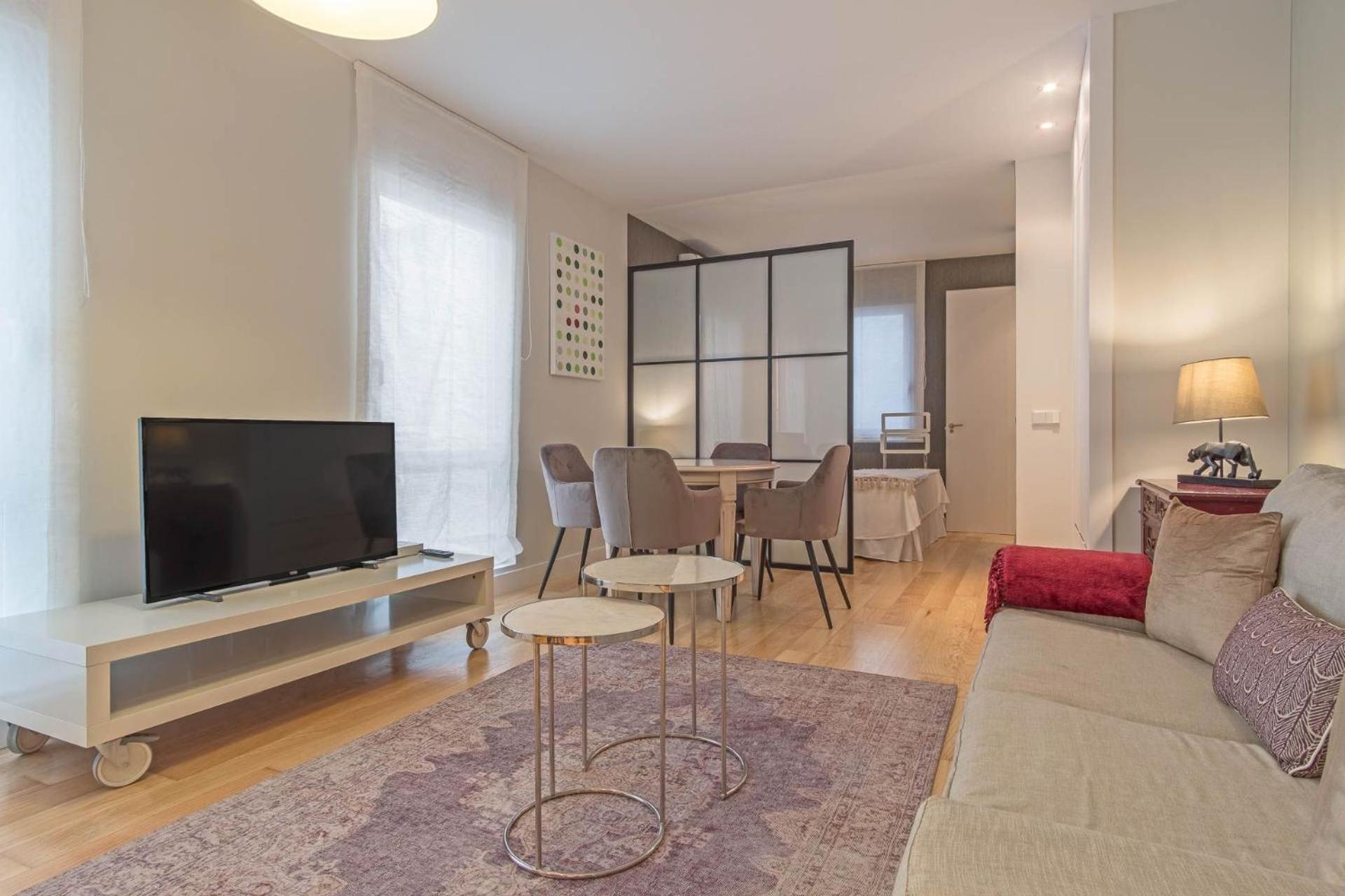 Loft En Barrio Latina Madrid La Latina VII Apartment Luaran gambar